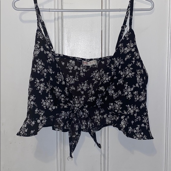 Black Floral Tie Up Tank Top Over Shirt - Picture 3 of 4